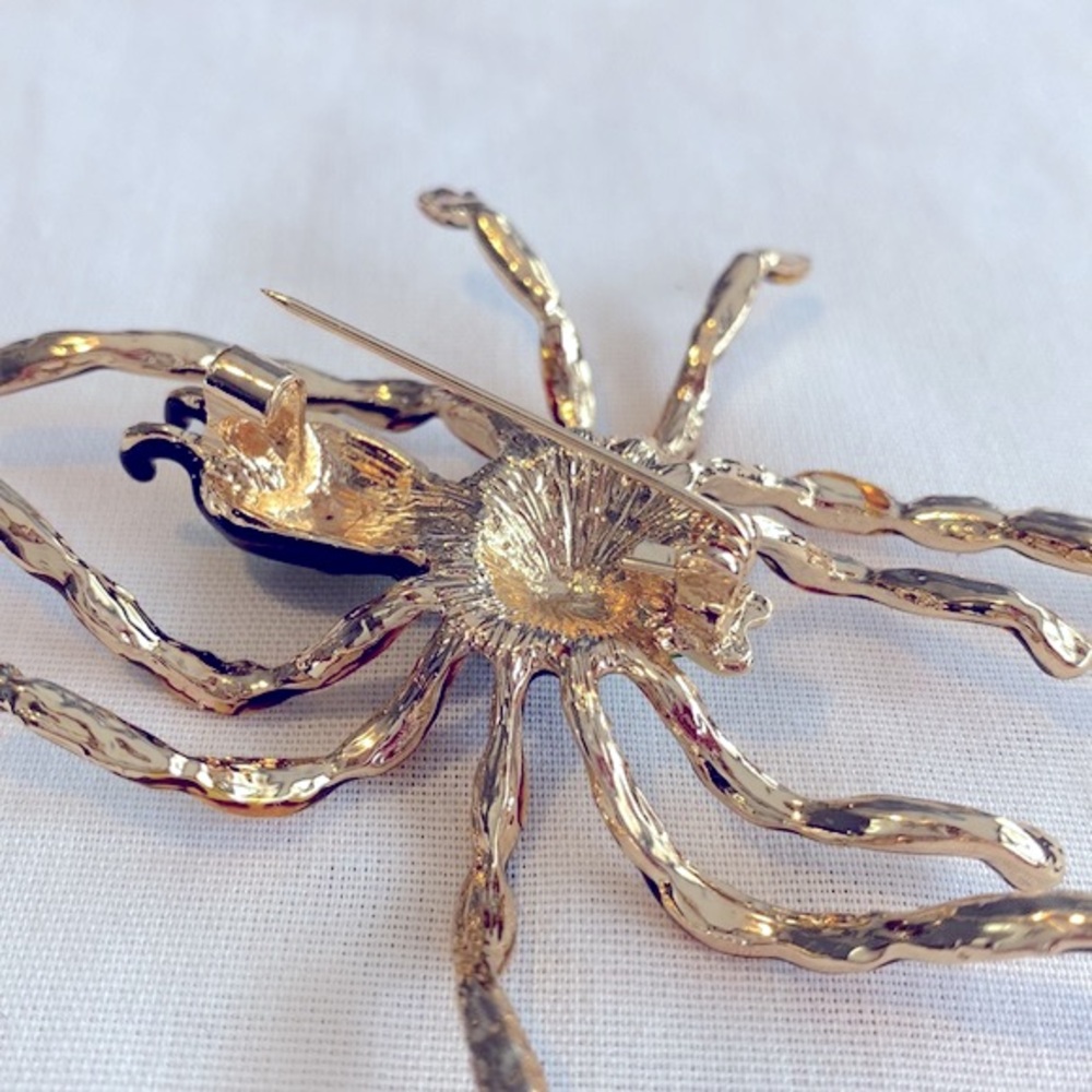 Huge Enamel Halloween Spider Brooch Pin - Picture 5 of 7
